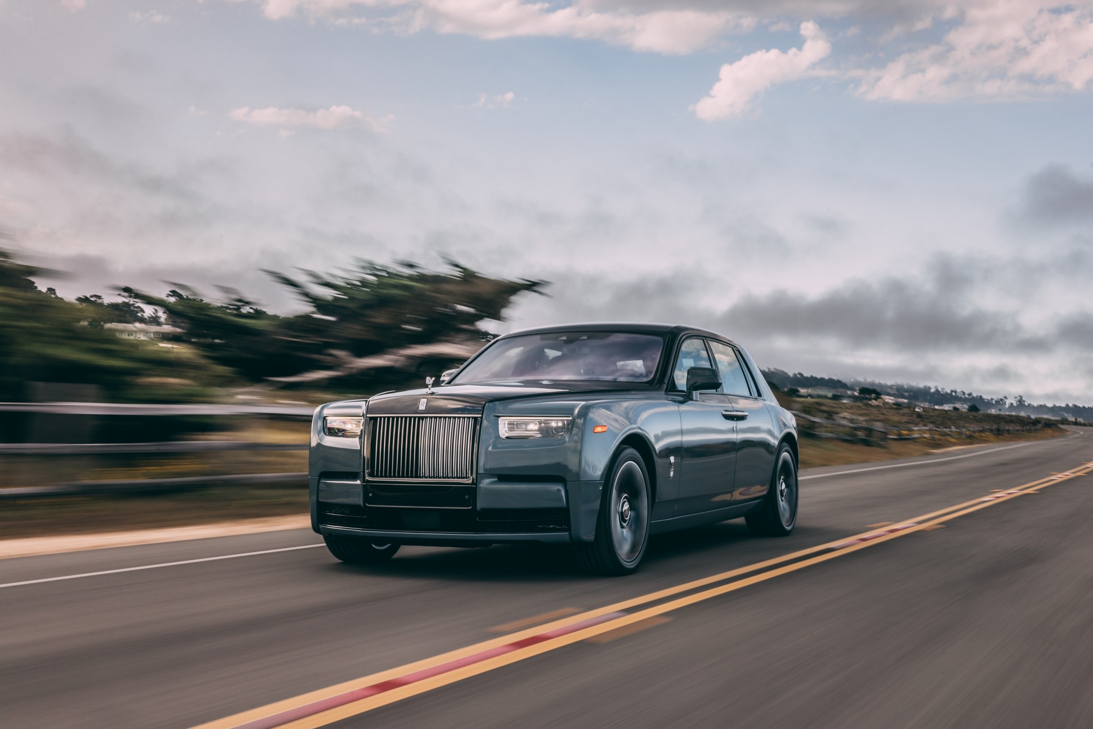 Rolls-Royce Phantom Series II ra mắt thị trường Bắc Mỹ tại Monterey Car Week 2022